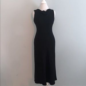3/$15!! Evan-Picone black sleeveless dress